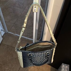 Elegant Two-Tone Shoulder Bag